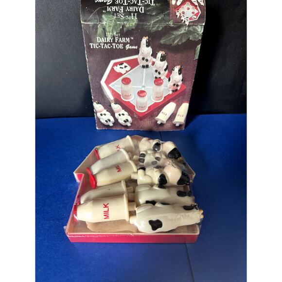 New in Box Tic Tac Toe game Dairy Farm 10 pc set Vintage - Picture 5 of 10